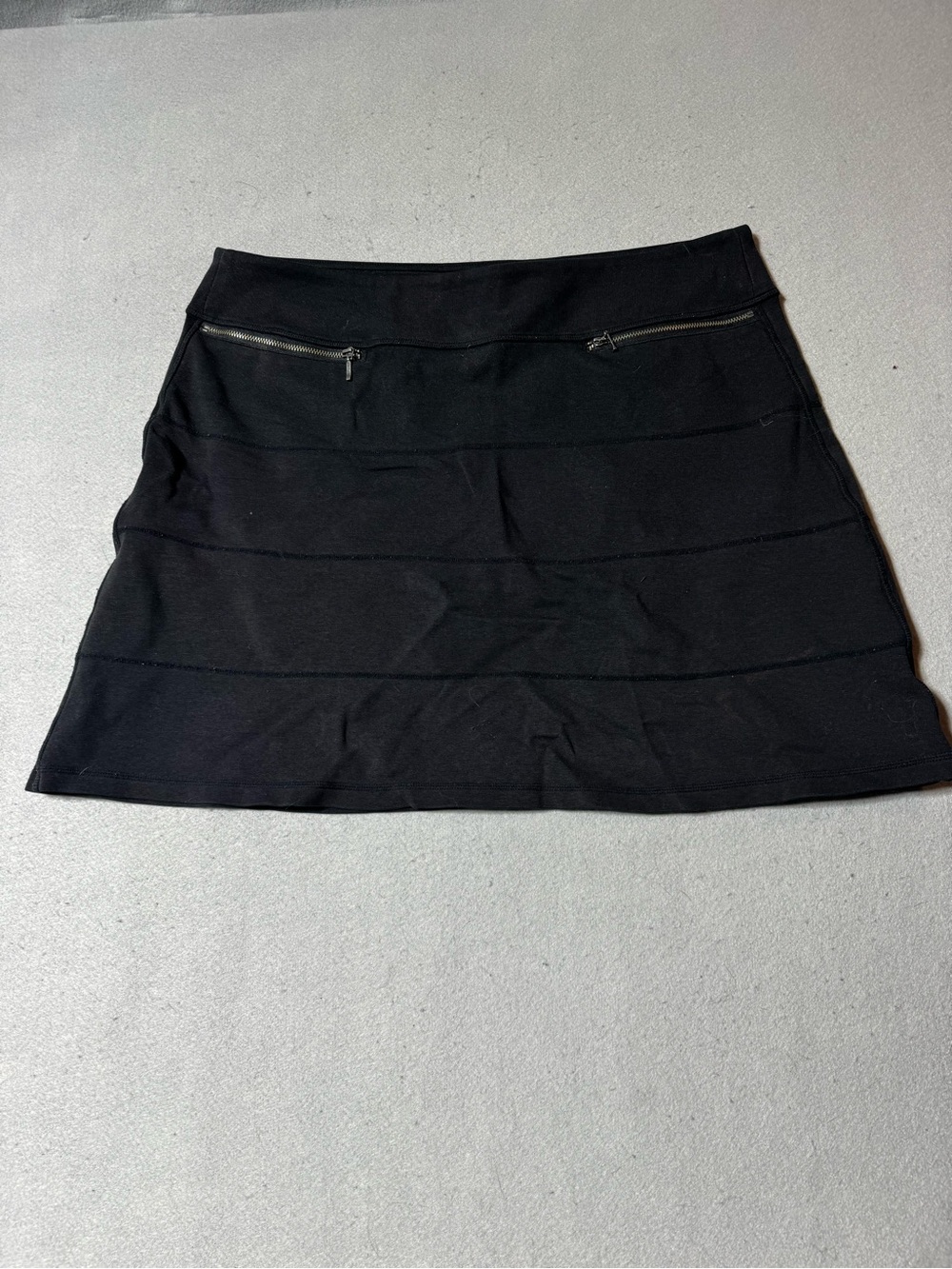 Athleta Black Women’s A-Line Mini Skirt with Zip Pockets Size XL